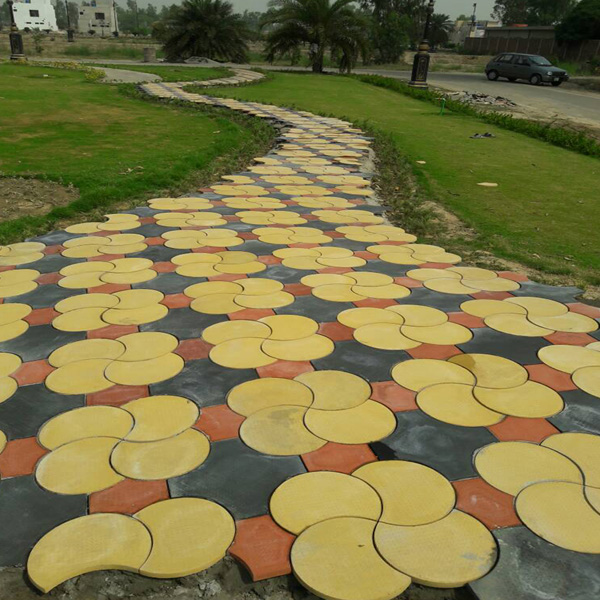 Floor and facing tiles in Lahore